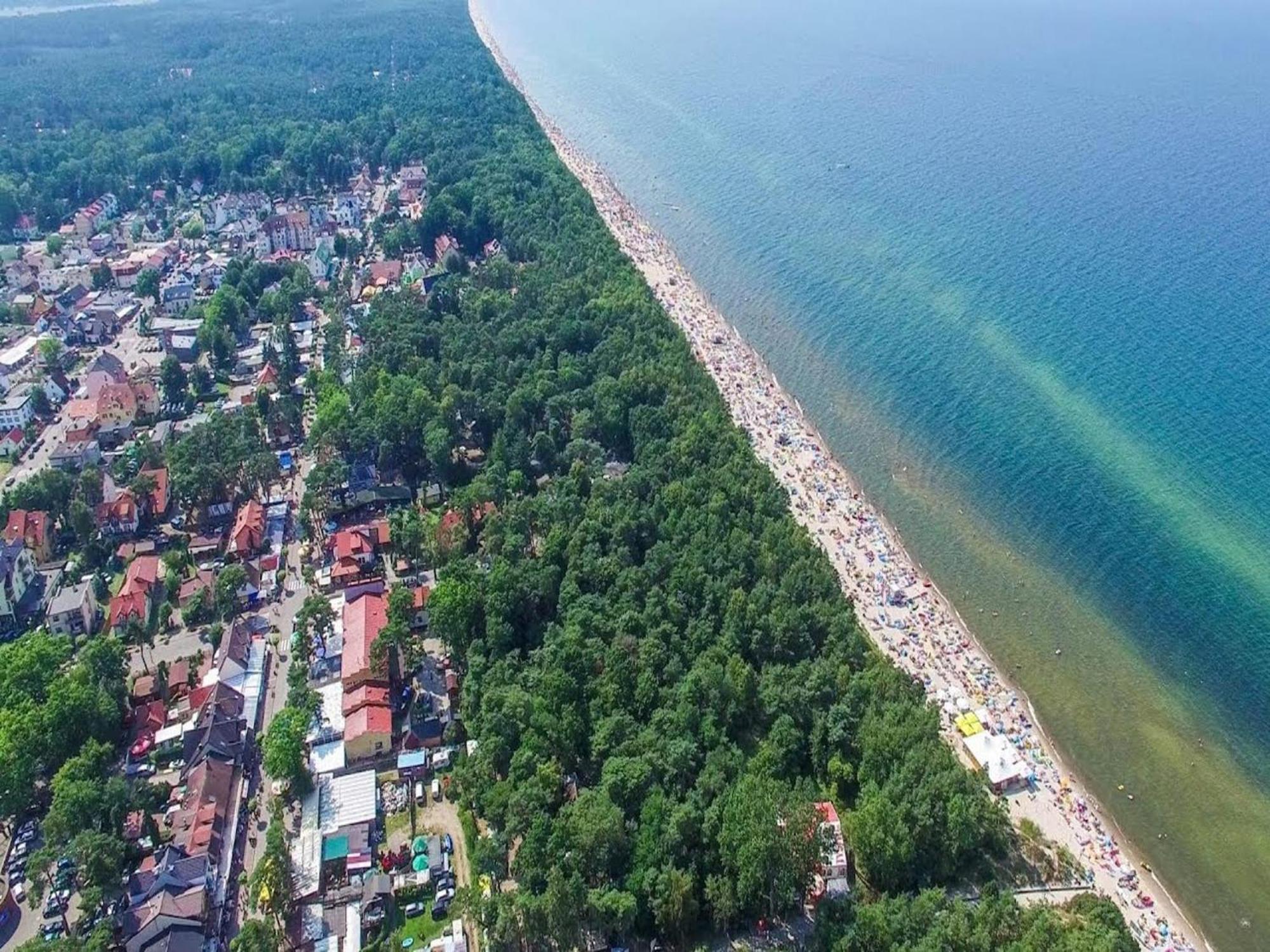 Spacious Holiday Homes Near The Beach In โปเบียโรโว ภายนอก รูปภาพ