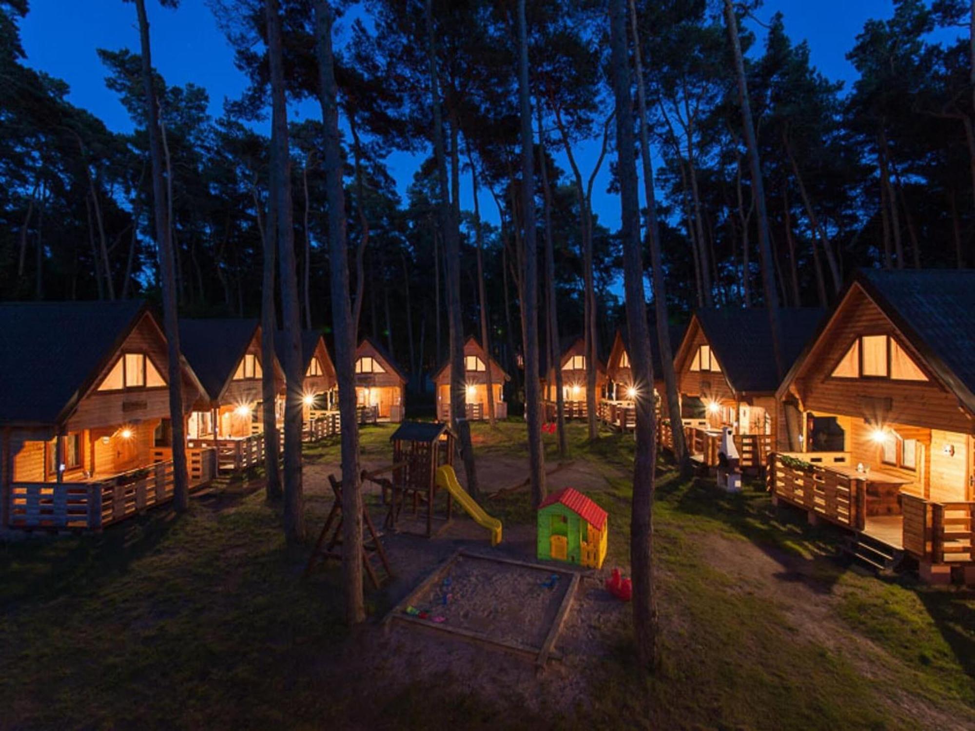 Spacious Holiday Homes Near The Beach In โปเบียโรโว ภายนอก รูปภาพ