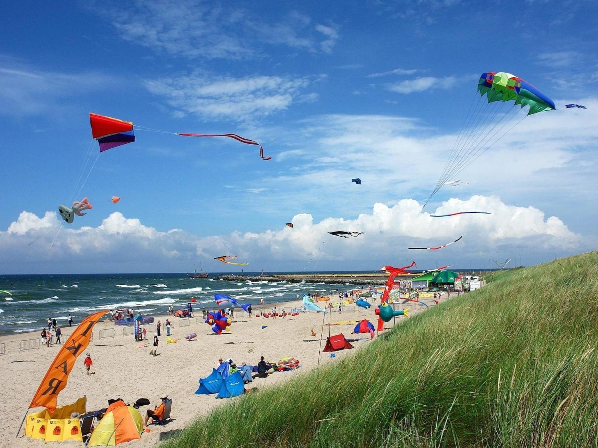 Spacious Holiday Homes Near The Beach In โปเบียโรโว ภายนอก รูปภาพ